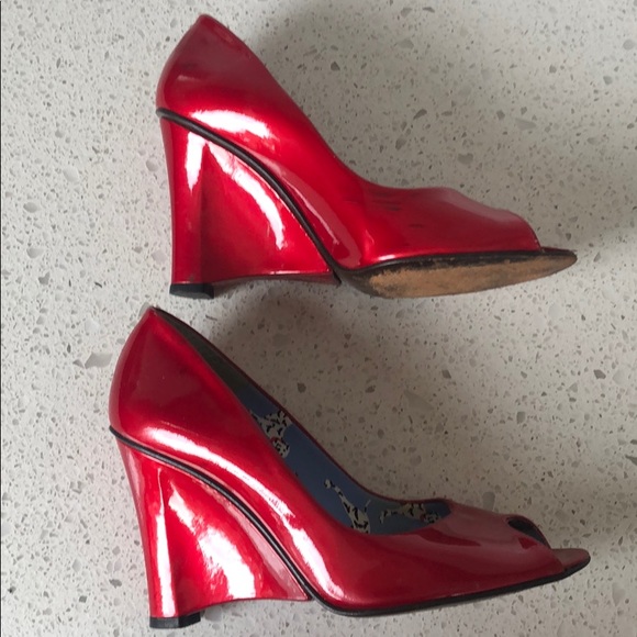 Stuart Weitzman Red Pumps - Picture 2 of 3